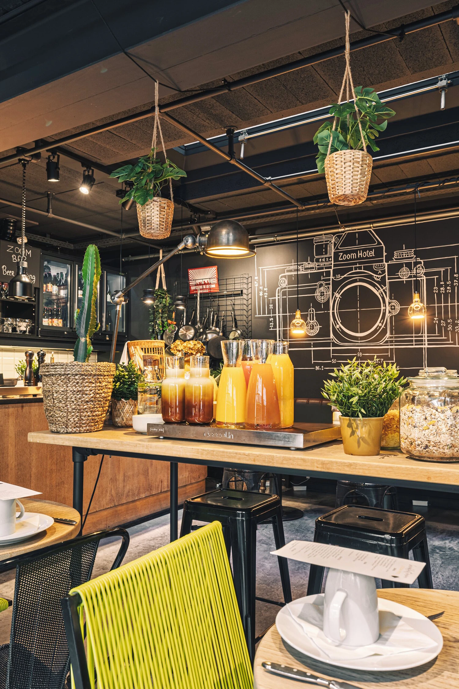 buffet-petit-dejeuner-zoom-hotel-produits-de-saison-locaux