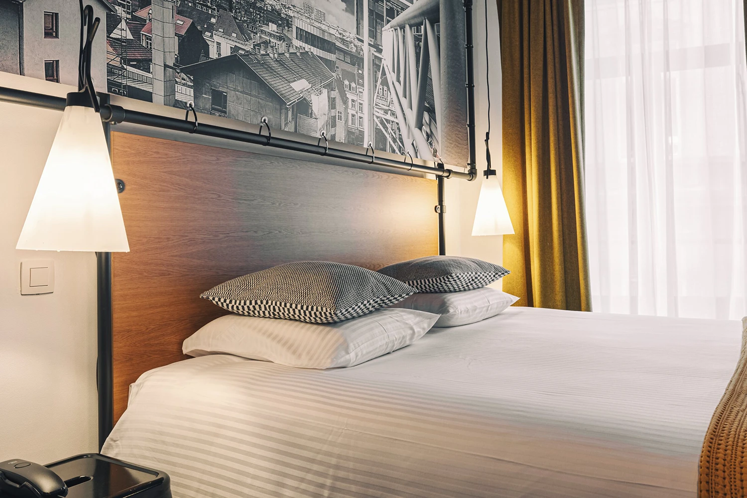 comfort-double-photographie-bruxelles-lit-kingsize-chambre-cosy-moderne