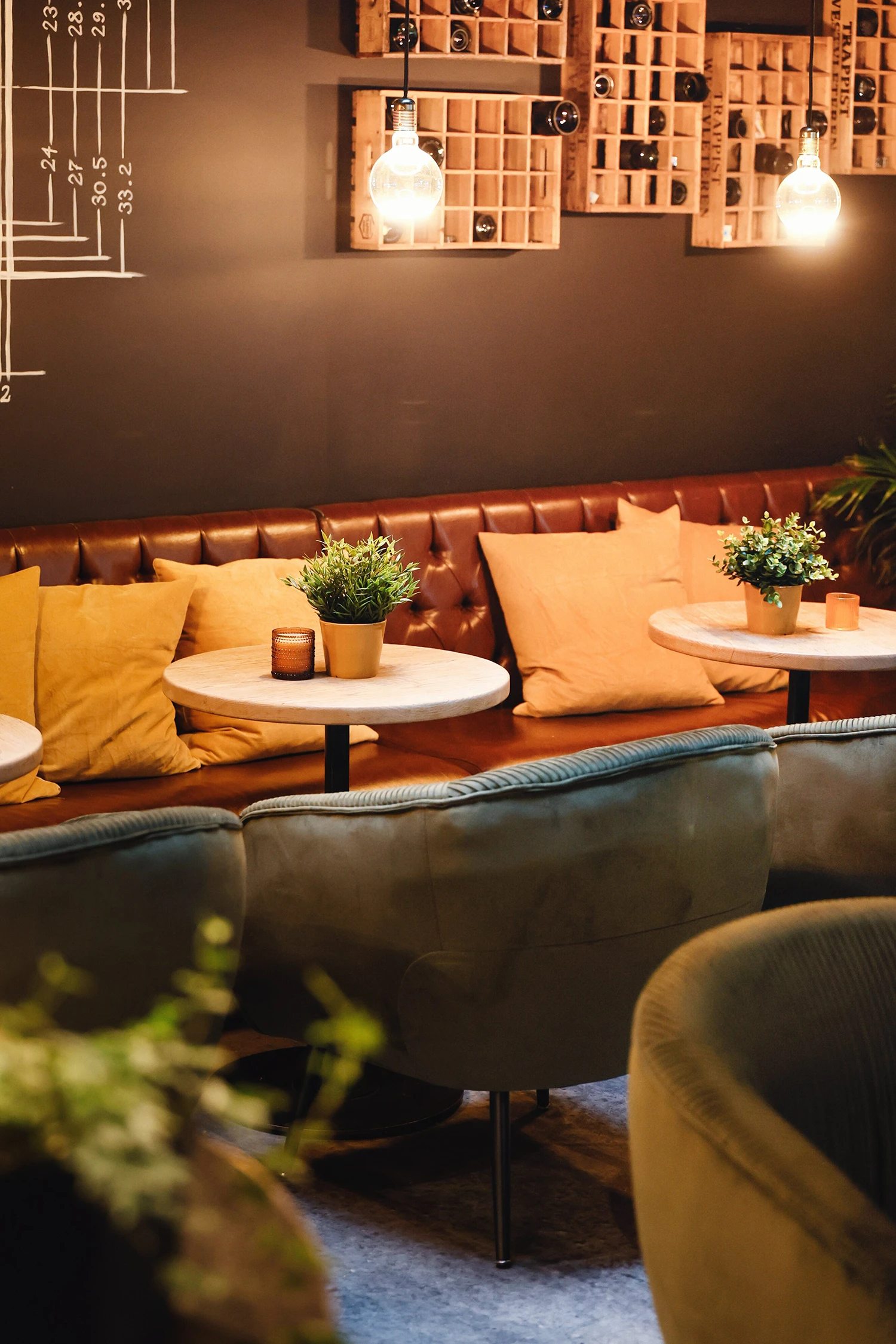 bar-zoom-hotel-bruxelles-banquette-confort-cozy